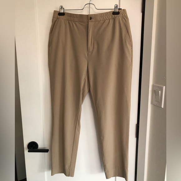 Banana Republic Tan Airstretch Pant - Picture 3 of 3